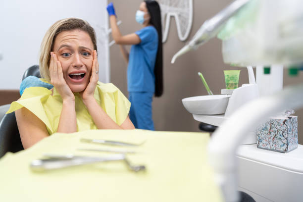 Best Dentist for Tooth Abscess  in Little Chute, WI